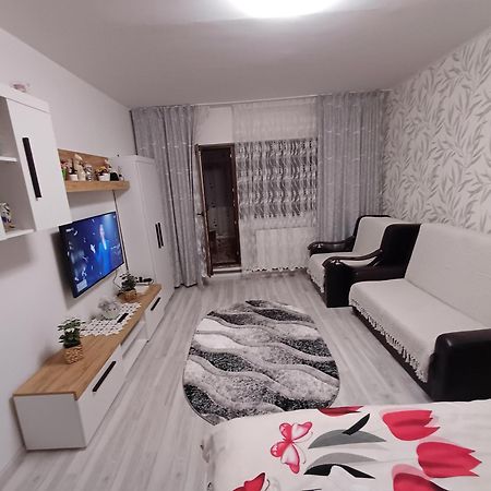 Apartamento Garsoniera George Tîrgu Ocna Exterior foto