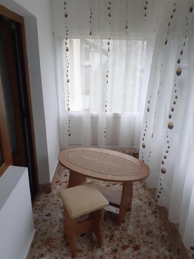 Apartamento Garsoniera George Tîrgu Ocna Exterior foto
